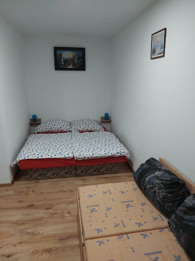 Bekivi Apartmany Dunajská Streda Exteriör bild