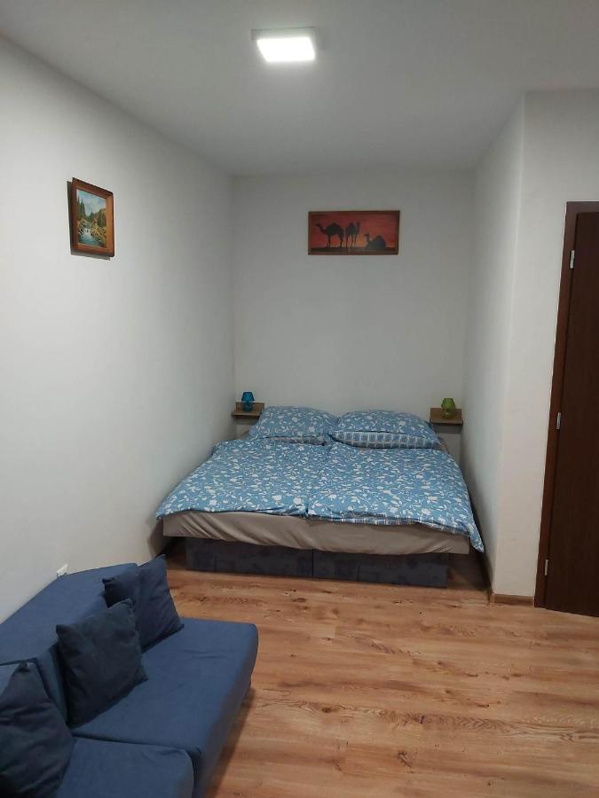 Bekivi Apartmany Dunajská Streda Exteriör bild