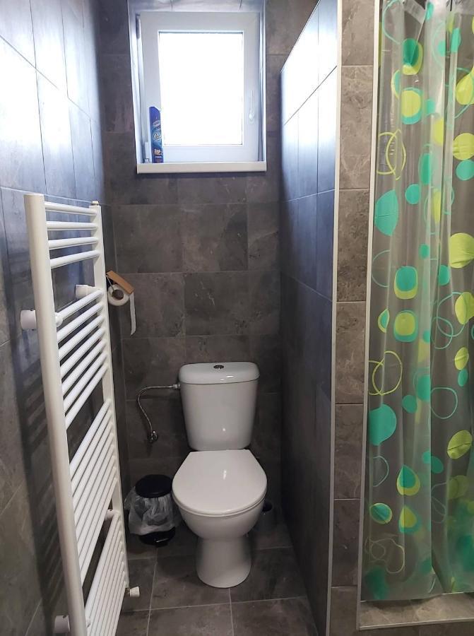 Bekivi Apartmany Dunajská Streda Exteriör bild